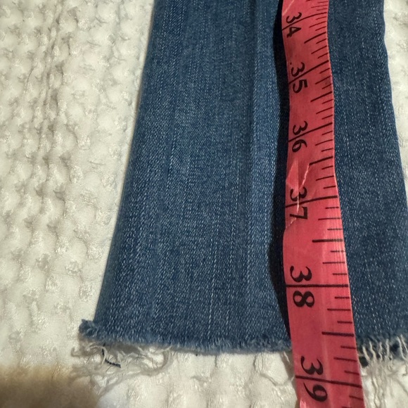 A&F Super Skinny Ultra High Rise 26/2 jeans - Picture 7 of 8